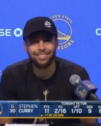 开云体育网址-16中2打出生涯最铁一战 库里赛后为何却笑开了花？