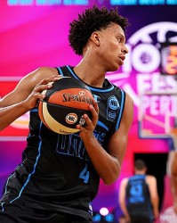 澳洲高潜力侧翼新星不将参加选秀大会，他是老鹰后场大闸的弟弟？