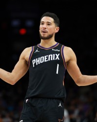 开云体育下载-今日太阳客战活塞 布克因脚踝伤势将缺战